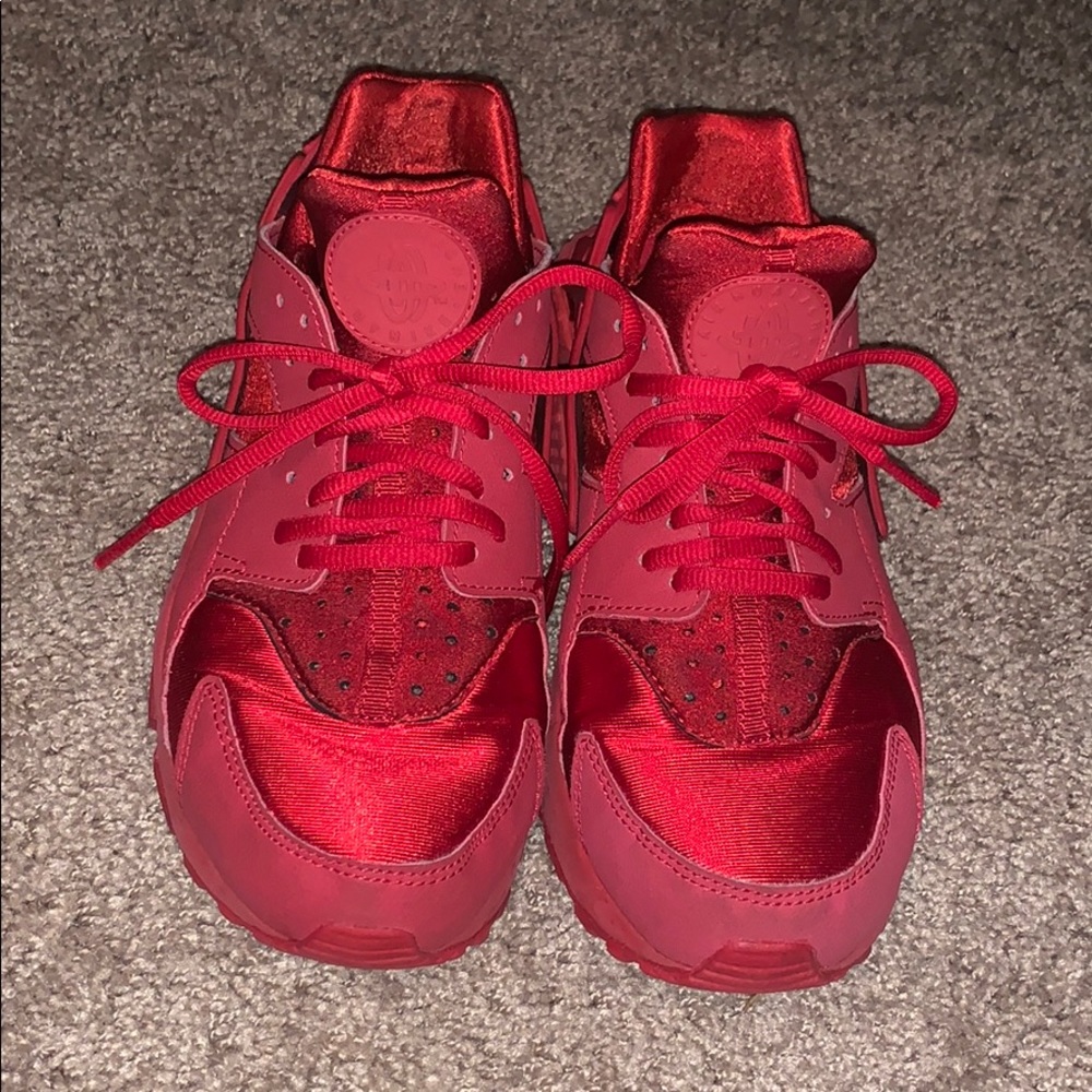 Shoes - Picture 3 of 3